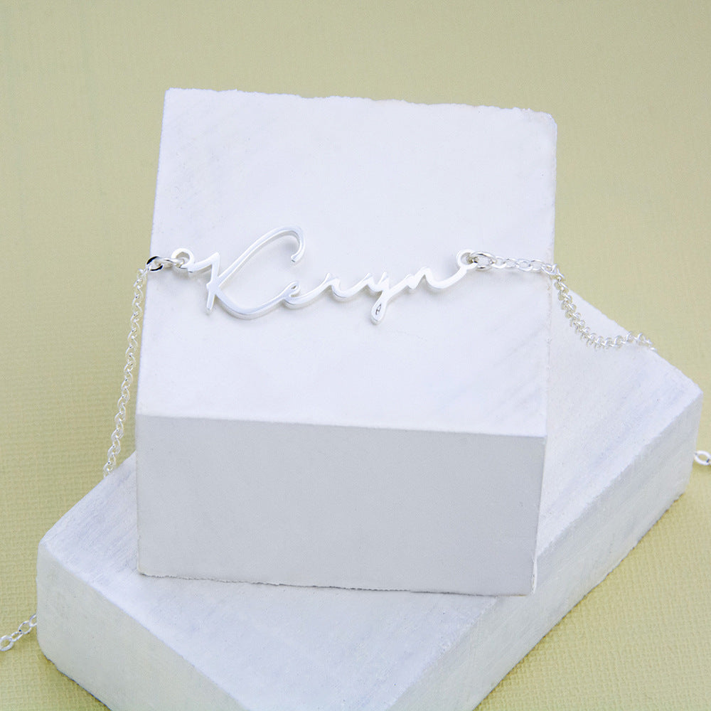 Customizable Name Necklace – Elegant & Versatile Design